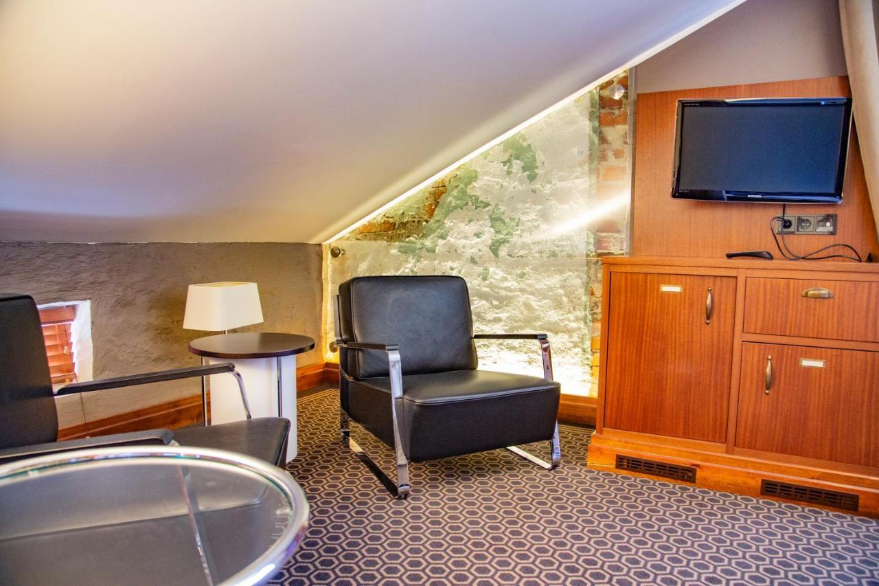 Billnaesin Ruukki Hotel ภายนอก รูปภาพ