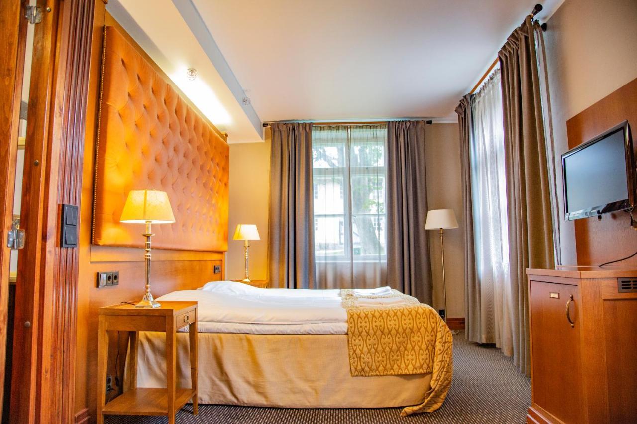 Billnaesin Ruukki Hotel ภายนอก รูปภาพ