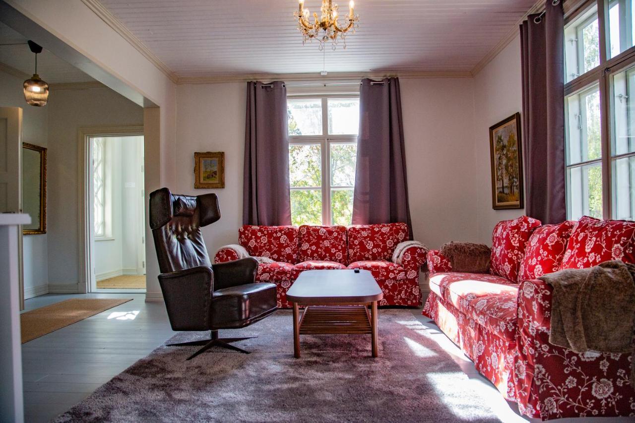 Billnaesin Ruukki Hotel ภายนอก รูปภาพ